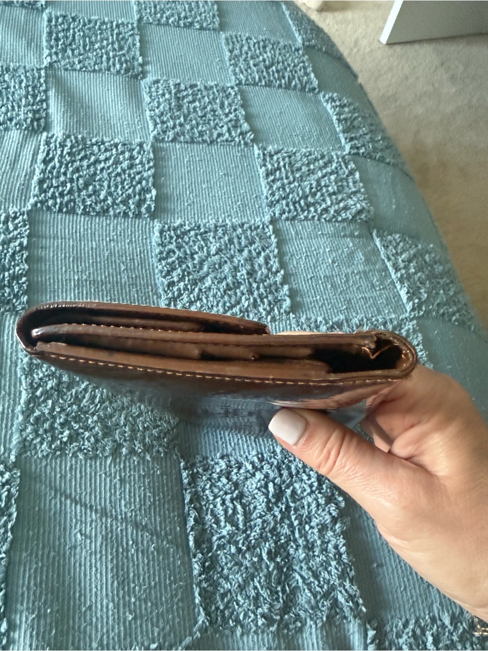 Louis Vuitton Monogram Vernis Brown Patent Snap Wallet - Picture 11 of 15